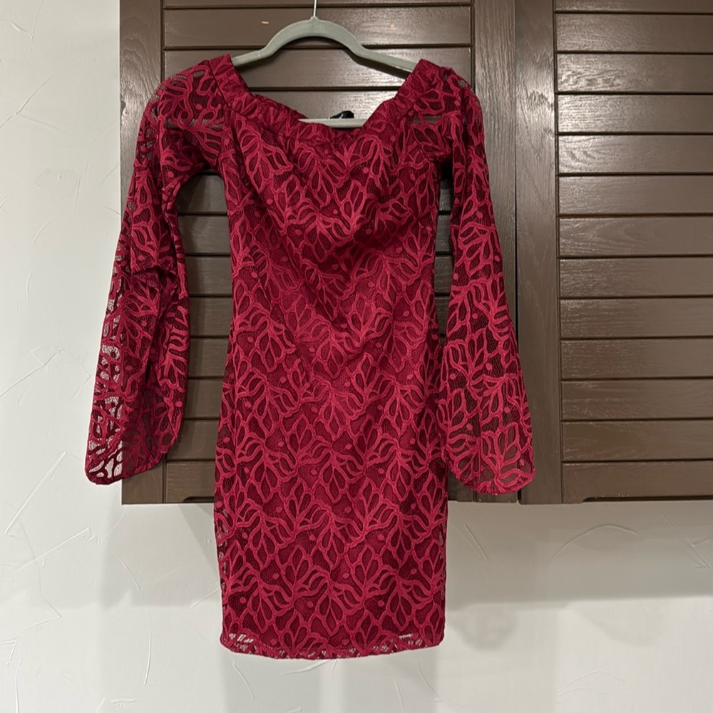 Bebe dress